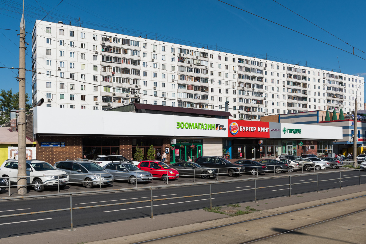 фасад дома, здание по адресу г Москва, ул Маршала Катукова, д 23